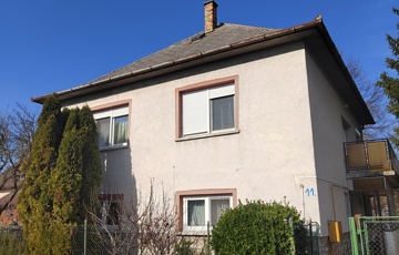 Eladó családi ház