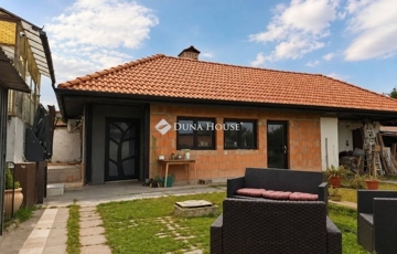 Eladó családi ház