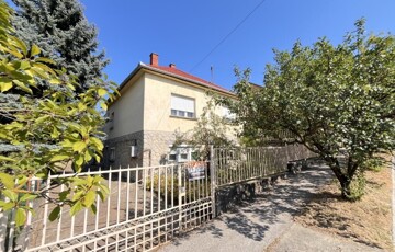 Eladó családi ház