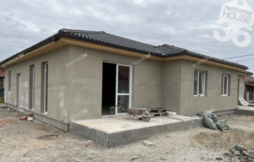 Eladó családi ház