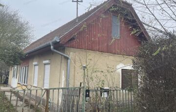 Eladó családi ház