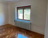 Szolnokon felújított 2 szobás családi ház eladó!