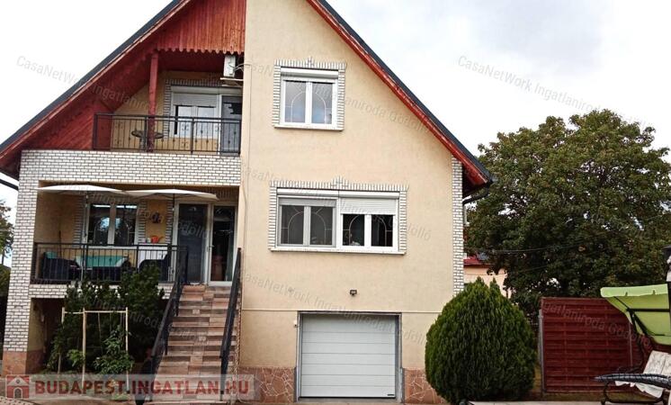 Kétszintes Otthon-Tele Extrákkal Fóton                                 