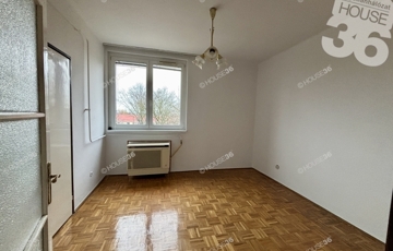 Eladó lakás