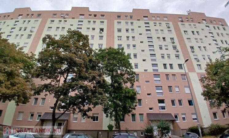 Eladó BP XIX- Ker Kazinczy utcában 59 m2 Panel Lakás.