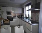 Modern, újszerű családi ház Márkó új részén – dupla garázzsal, hőszivattyús padlófűtéssel és tágas kerttel