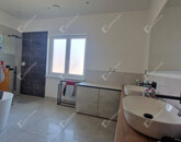 Eladó családi ház Komárom 680 000 000 Ft