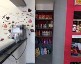 Eladó felújított üzlethelyiség Szolnokon, a Tallinn városrészben