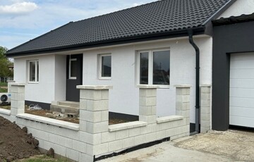 Eladó családi ház