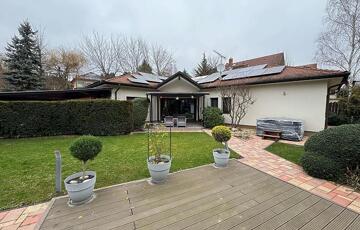 Eladó családi ház