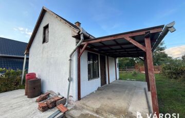 Eladó családi ház