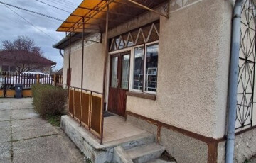 Eladó családi ház