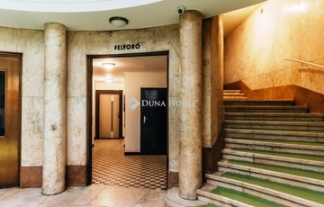 Eladó lakás