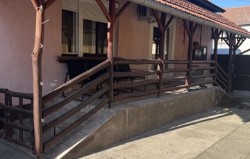 Eladó családi ház