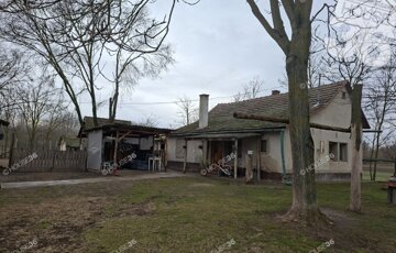 Eladó családi ház