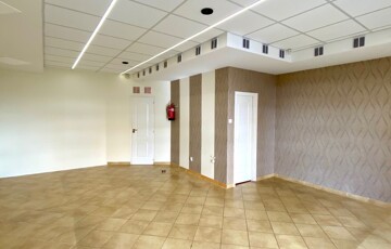 Eladó iroda/üzlethelyiség