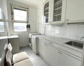 Panorámás kis lakás remek helyen