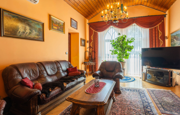 Eladó családi ház